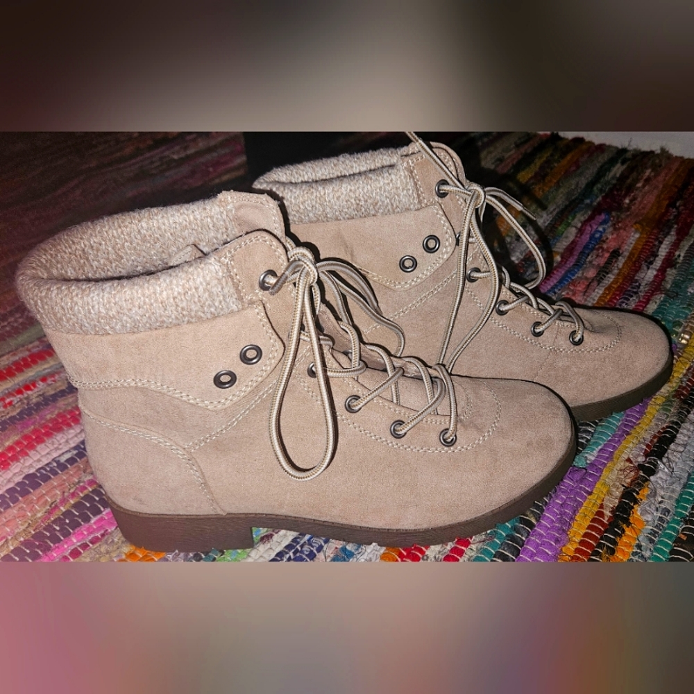 Women's Taupe Lace-Up Suede Ankle Boots with Knit Collar